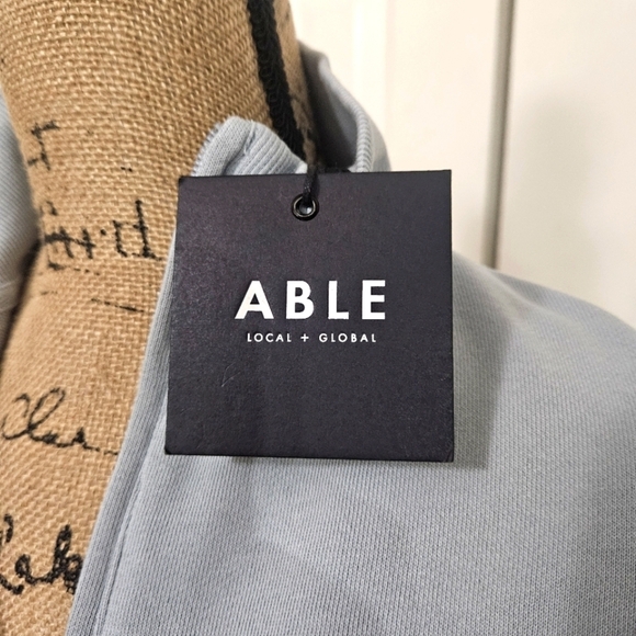 Able New Half-Zip Blue Cropped Sweatshirt Size XS - Picture 6 of 13